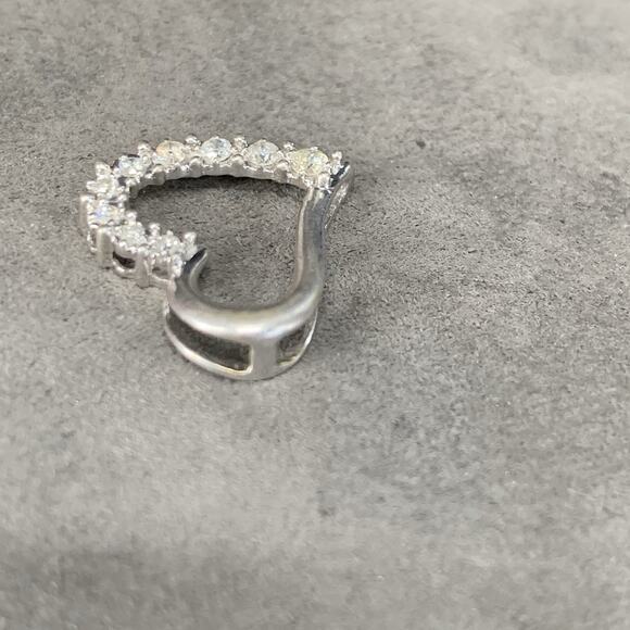 10k White Gold and Diamond Open Heart Dainty Pendant Signed JTW - Picture 3 of 6